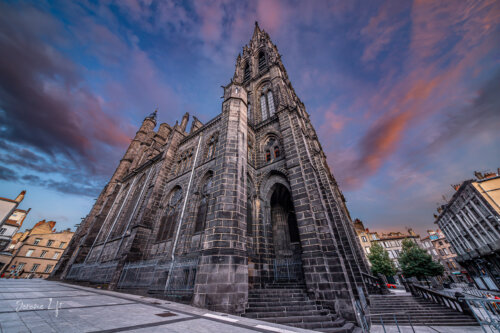 Cathédrale Notre-Dame-de-l'Assomption / Clermont-Ferrand